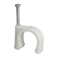 Uchwyty z gwoździem FLOP - Uchwyt kablowy z gwoździem FLOP-18, okrągły przewód ⌀18mm, biały, gwóźdź: 2.5x37mm